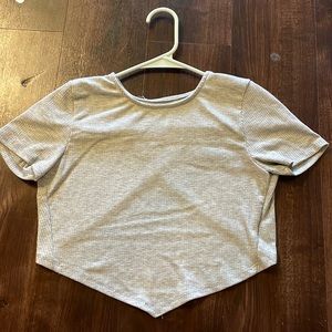 open back grey cropped tee